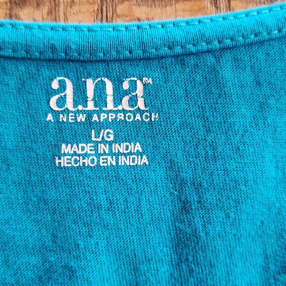 Dressy turquoise blue tank - Picture 4 of 10